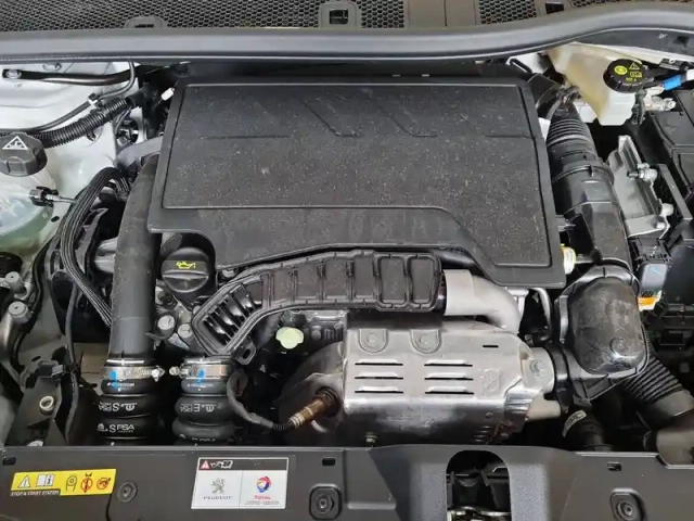 Peugeot 2008 bluehdi 130 s&amp;s eat8 — photo 14