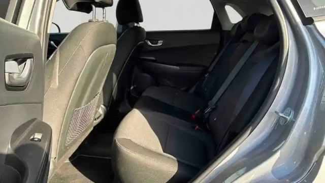 Hyundai Kona electrique 64 kwh - 204 ch — photo 17