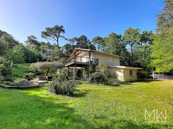 Villa 250 m²