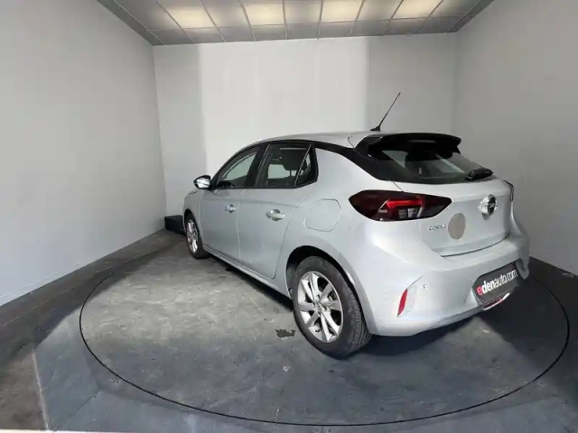 Opel Corsa 1.5 diesel 100 ch bvm6 — photo 3