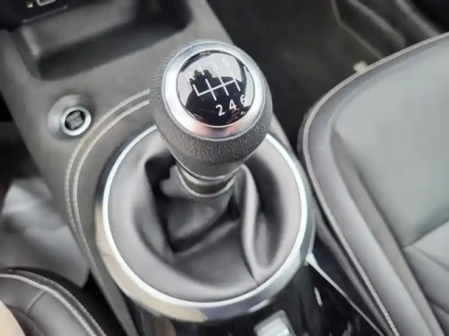 Nissan Juke 1.0 dig-t 117ch n-design — photo 5