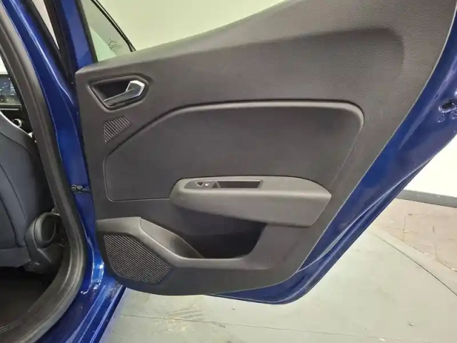 Renault Clio tce 90 — photo 21