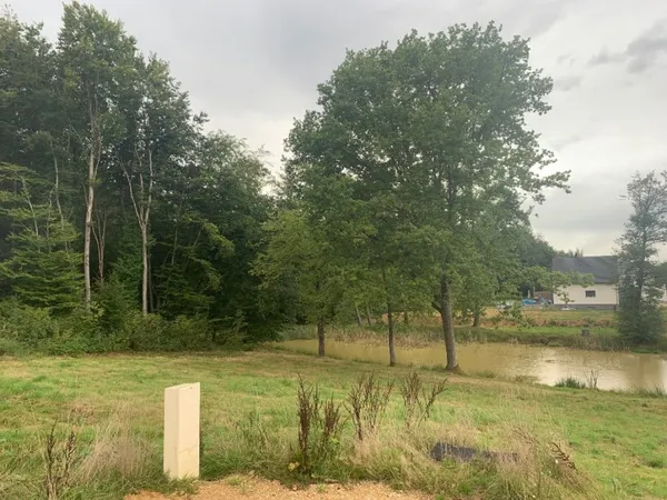 Terrain 612 m²
