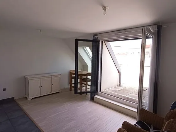 PRE-SAINT-GERVAIS/ 2P 42m² / dernier étage / terrasse / Ascenseur / PARKING