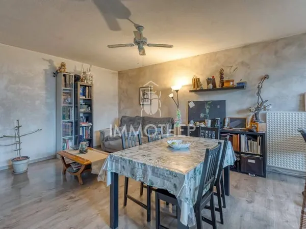 Appartement 5 pièces 103 m²