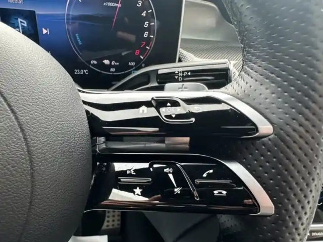 Mercedes Glc 300 e  hybrid eq 4matic am — photo 16