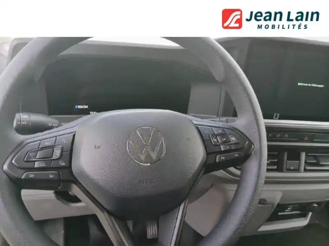 Volkswagen Transporter van l1h1 2.0 tdi 150 bva8 — photo 12