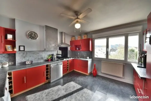 Appartement 4 pièces - 100 m² - Etage 2/2