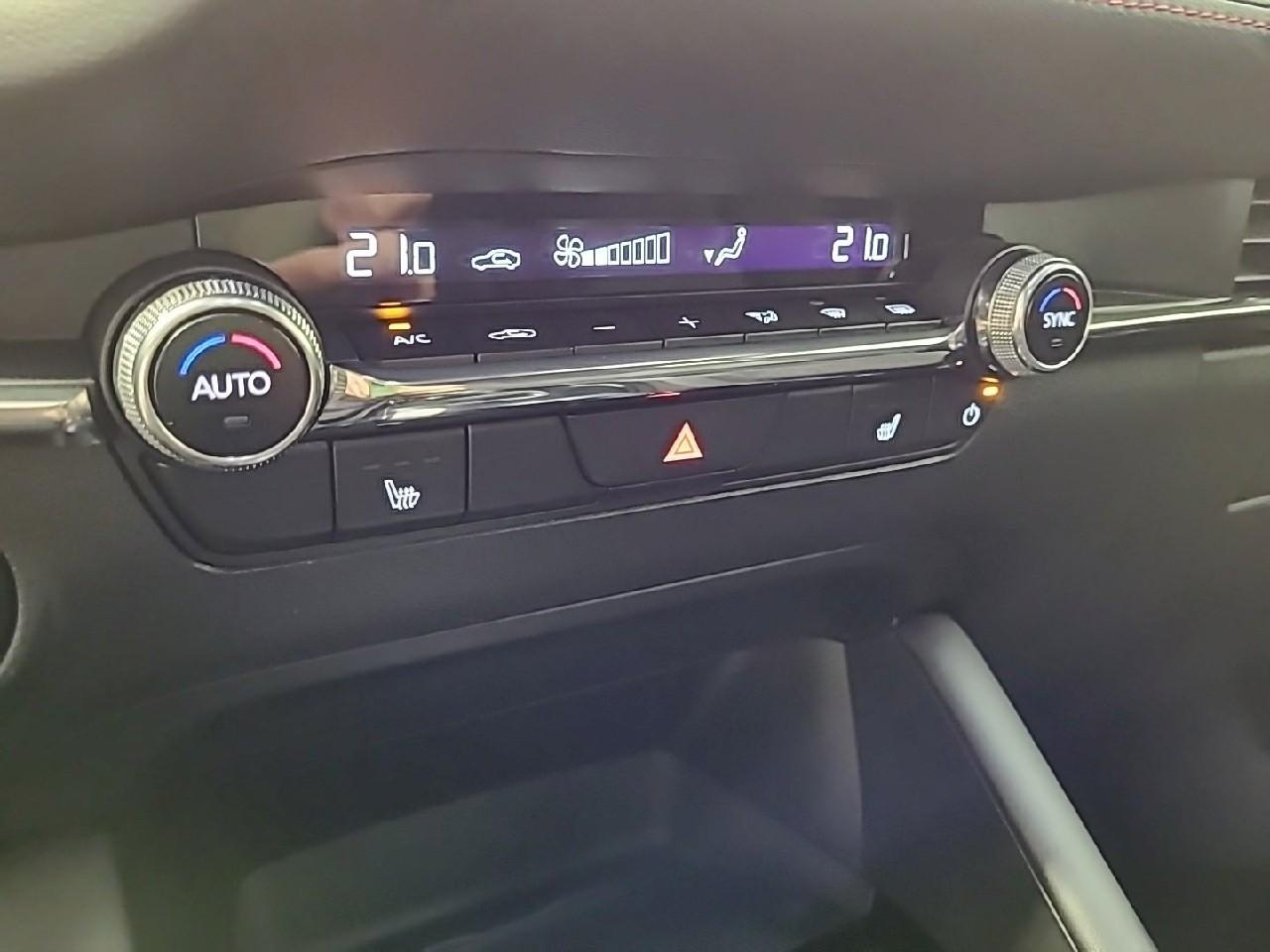 Mazda 3 3 5 portes 2.5l e-skyactiv-g m hybrid 140 ch bvm6 — photo 24