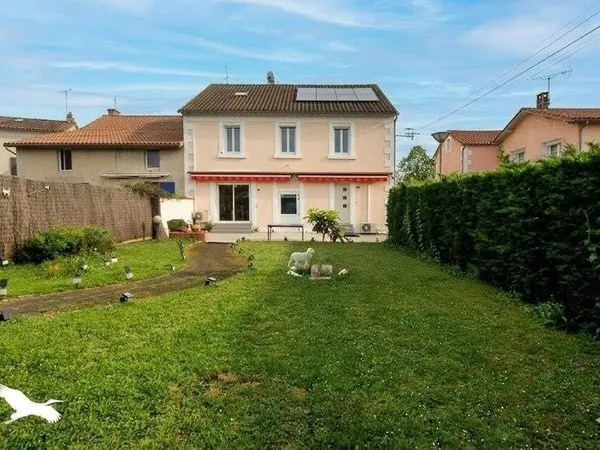 Maison 4 pièces 200 m²