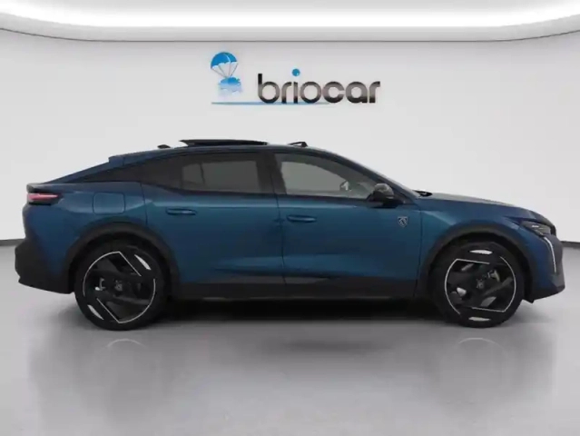 Peugeot 408 phev 225ch gt e-eat8 suréquipée + toit ouvrant — photo 6