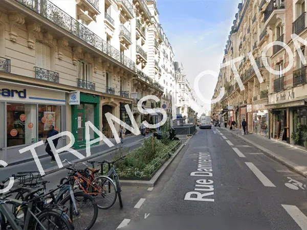 Boutique 1 pièce 82 m²