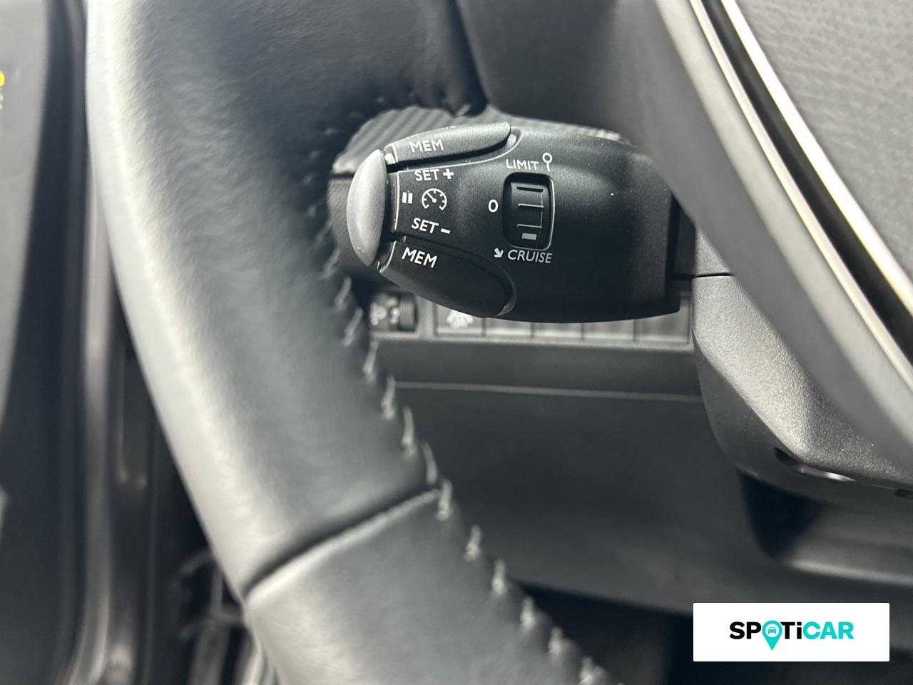 Peugeot 2008 1.2 puretech 130ch s&s allure pack eat8 — photo 17