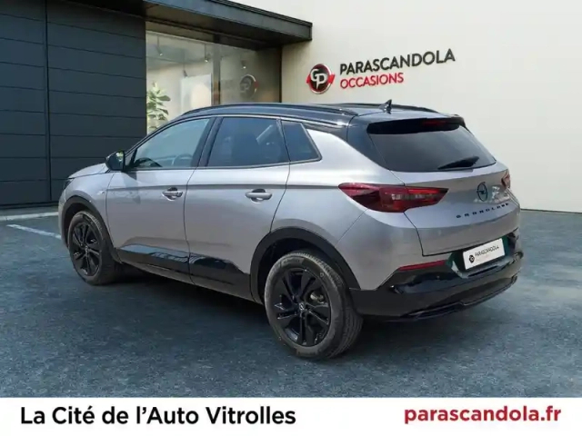 Opel Grandland 1.2 turbo 130ch gs — photo 7