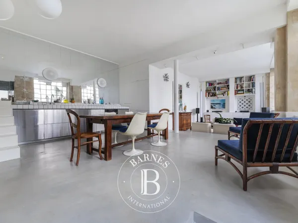 Faidherbe/Nation - appartement style loft entièrement rénové avec terrasse