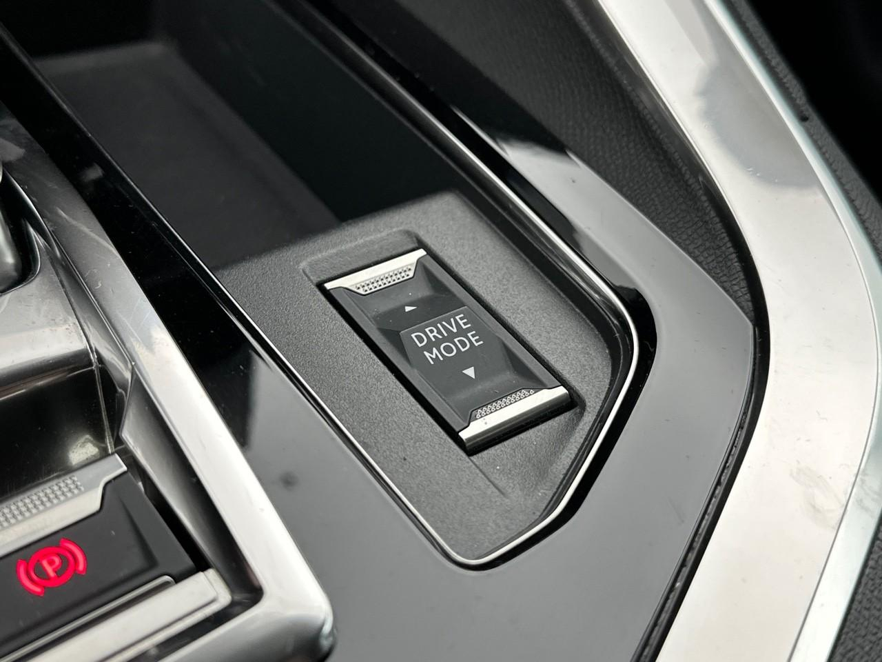 Peugeot 5008 puretech 130ch s&s eat8 allure pack — photo 33