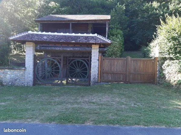 À vendre cave avec chalet