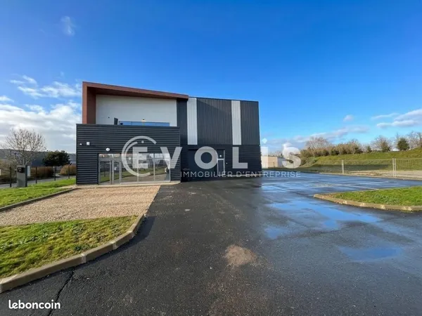 Local d'activité 474 m²