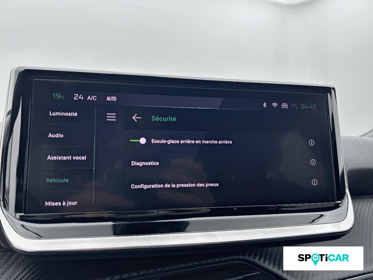 Peugeot 2008 puretech 100 s&s bvm6 allure — photo 33