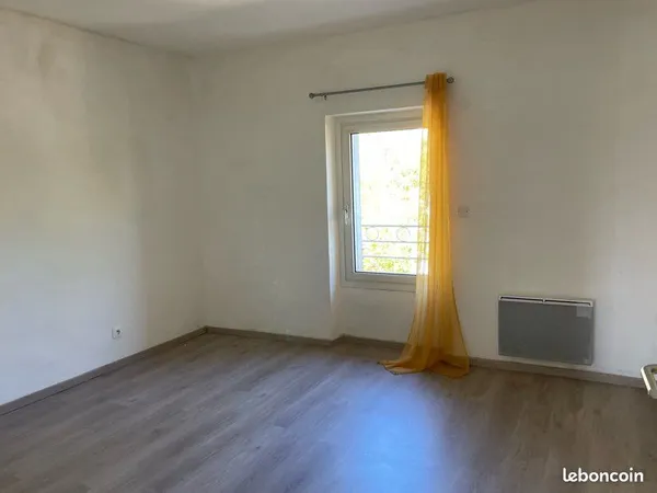 T3 63m2 centre ville location vide