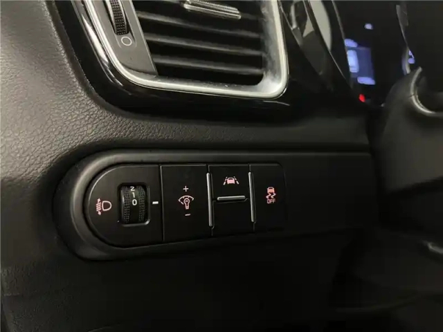 Kia Ceed 1.4 t-gdi 140 ch isg dct7 — photo 20