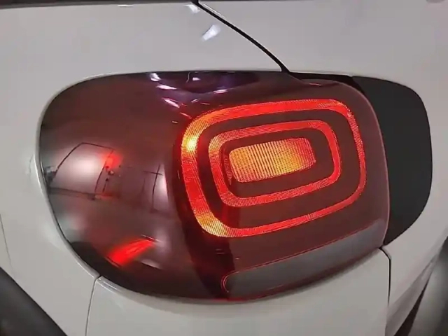 Citroën C3 Aircross bluehdi 120 s&amp;s eat6 — photo 92