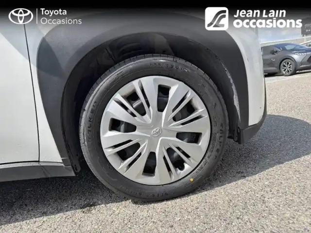 Toyota Aygo x 1.0 vvt-i 72 s-cvt — photo 9