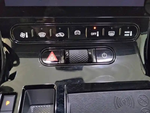 Citroën C5 Aircross hybride 145 ch e-dcs6 — photo 49