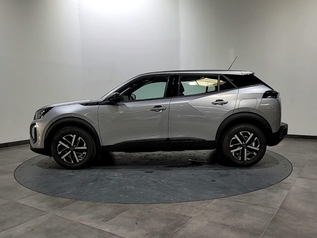 Peugeot 2008 100 s&s bvm6 style — photo 2