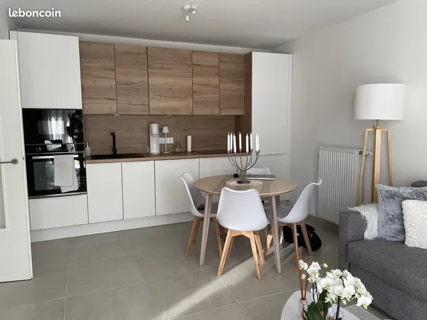 Appartement T2, 42 m2, meublé à louer à Ornex, reprise location
