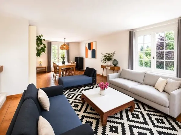 Maison de 8 pièces de 156 m² à Bailleau-Armenonville
