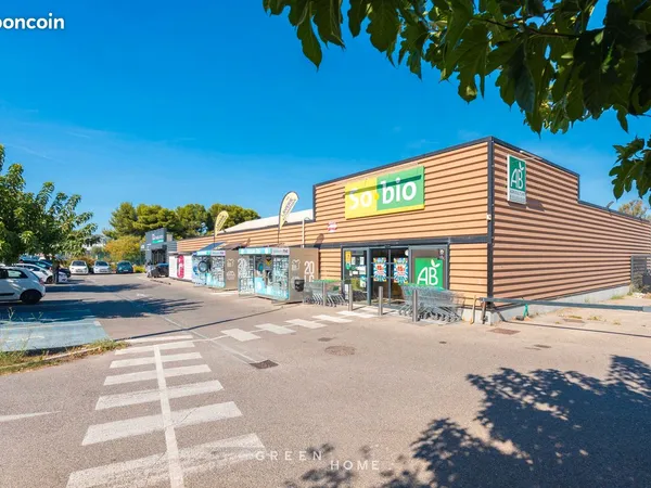 À LOUER - Superbe Local Commercial
