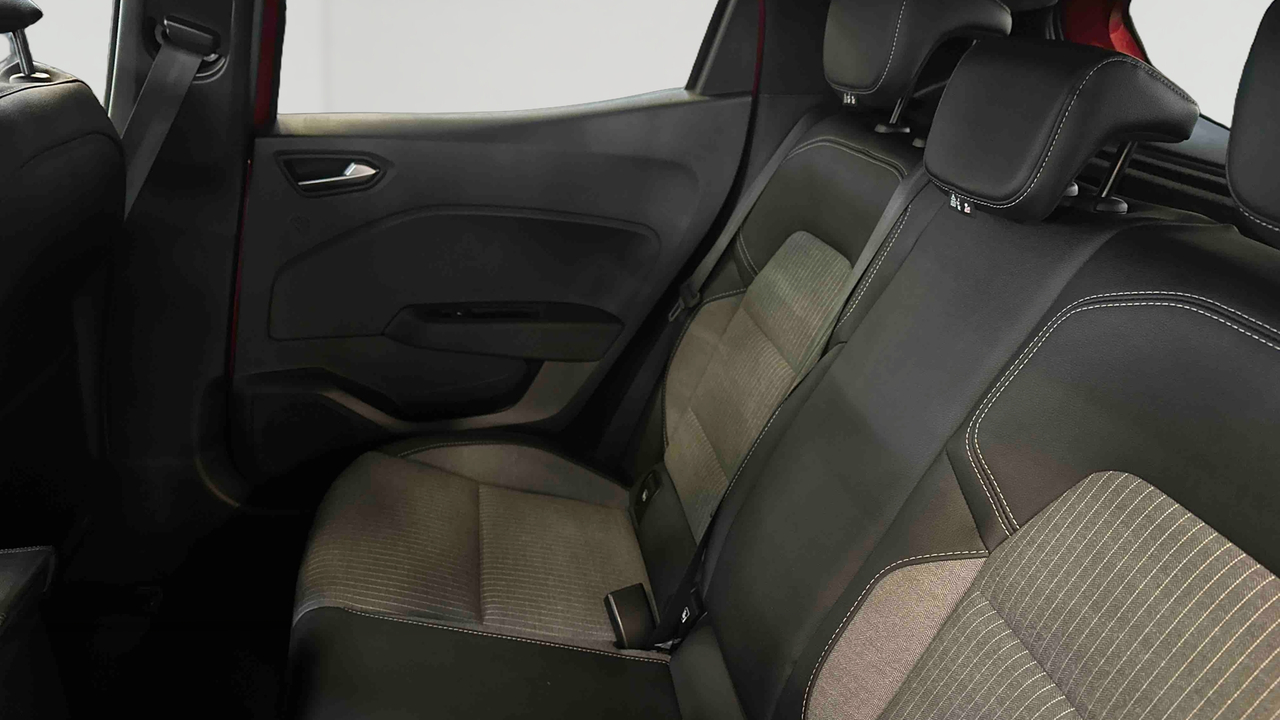 Renault Clio TCe 90 ch GSR2 — photo 29
