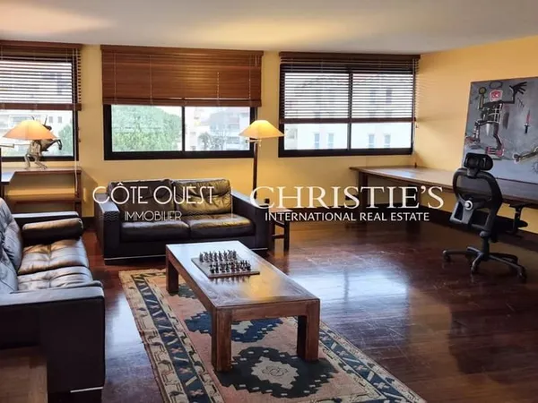 À vendre Biarritz - Bureaux et/ou appartement plein centre
