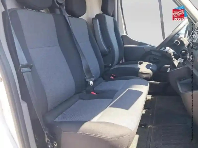 Renault Master fg f3500 l2h2 2.3 blue dci 135ch confort euro6 — photo 5