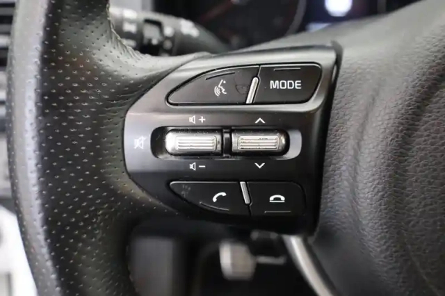Kia Stonic 1.0 t-gdi 100 ch bvm6 — photo 29