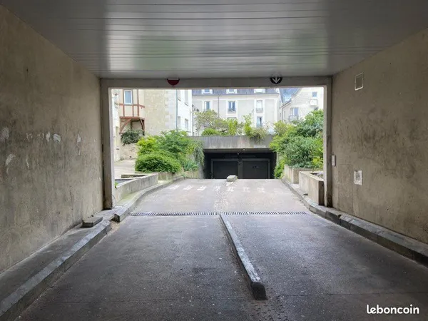 Parking couvert