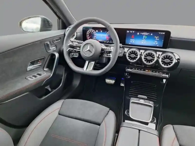 Mercedes Cla 200 d amg line — photo 11