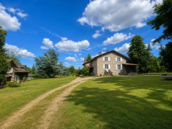 Trés belle maison de 12 pièces sur 26925 m2 de terrain