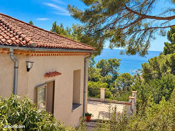 Maison 5 pièces 250 m²