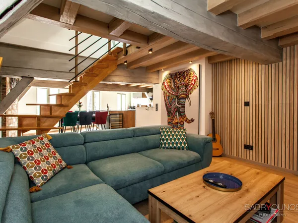 Duplex rénové T4 au 2d étage d'une petite copropriété ancien