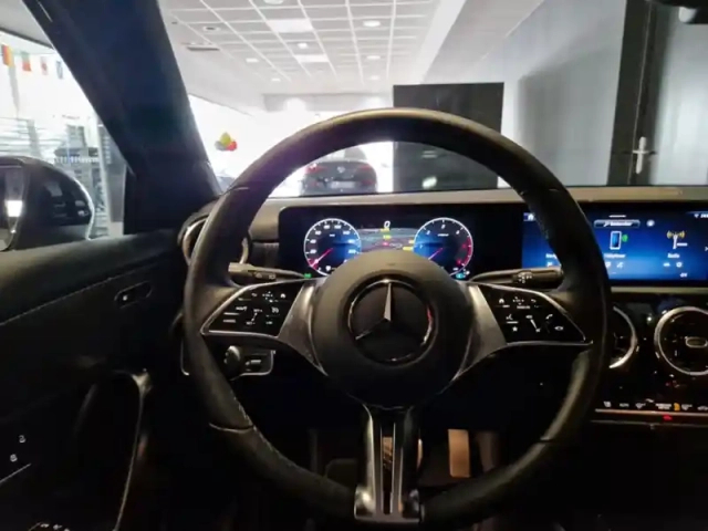 Mercedes Classe A 180 d progressive line — photo 38