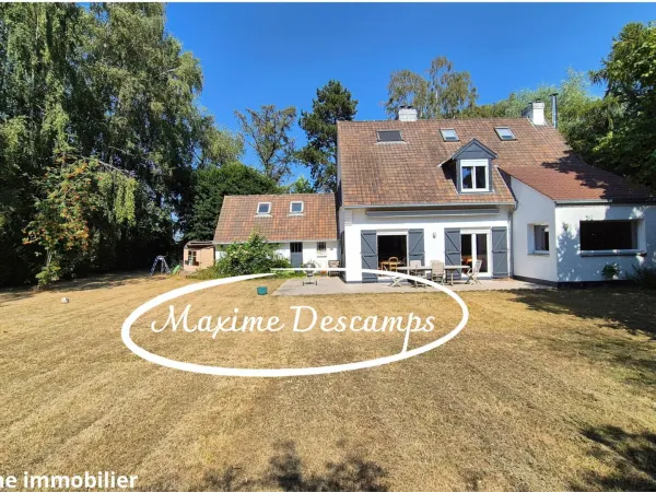 Maison individuelle 5 chambres offrant 180m2 hab sur parcelle de 1124m2 au Bois d'Achelles