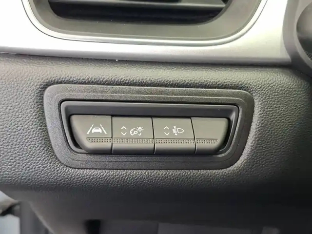 Renault Captur tce 140 - 21 — photo 34