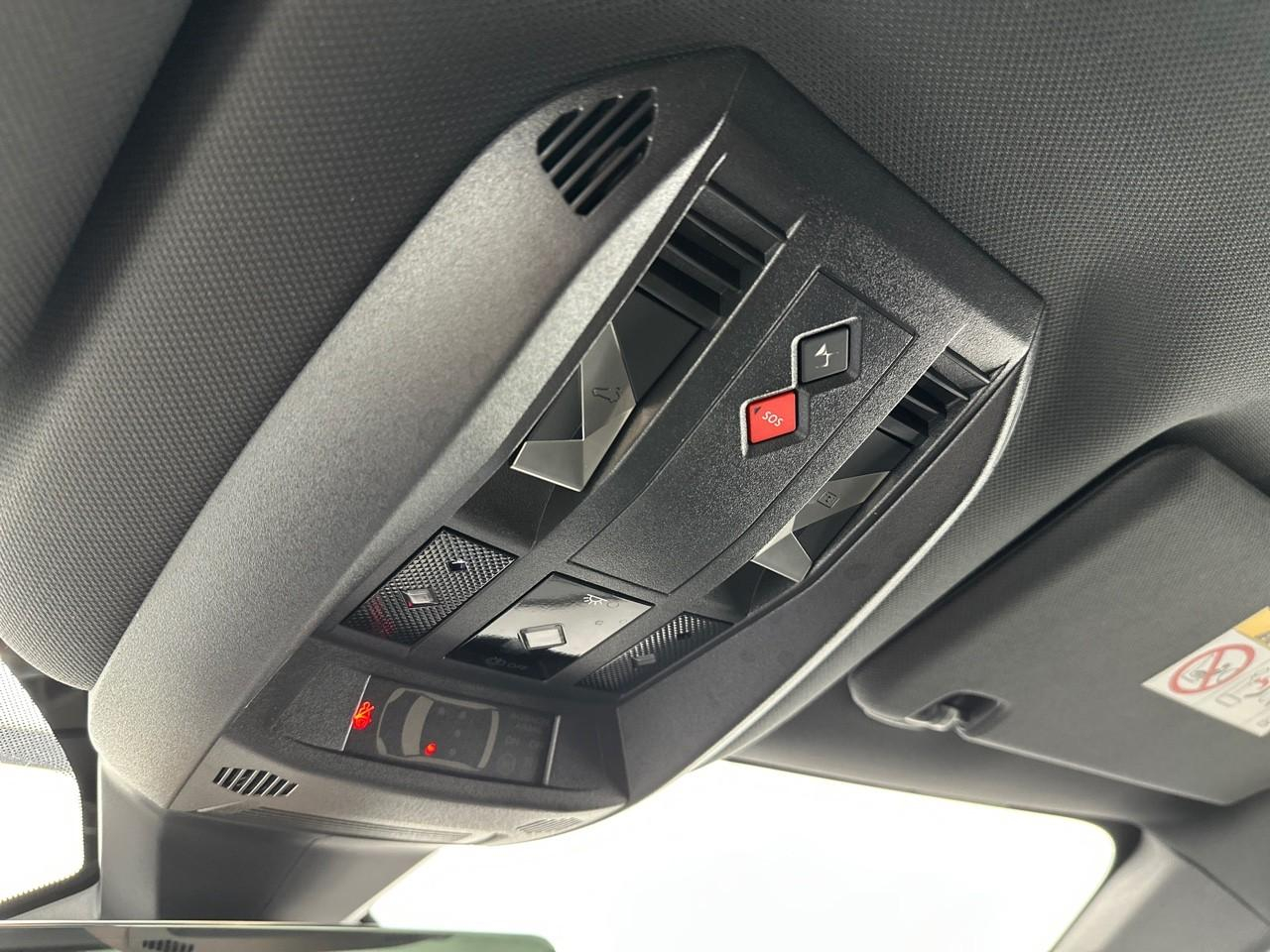Ds Ds 7 crossback hybride rechargeable e-tense 360 eat8 4x4 performa — photo 29