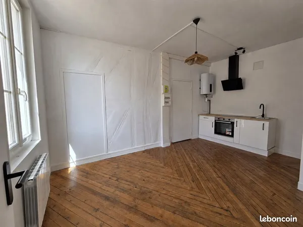 Appartement 29m2, entièrement refait à neuf, MEUBLE, disponible novembre 2026