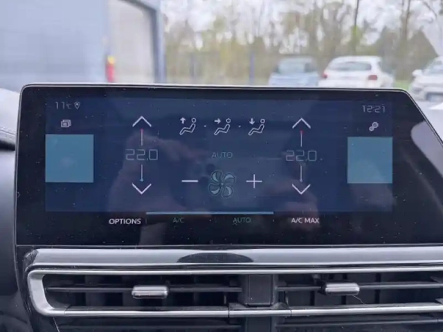 Citroën C5 Aircross hybrid rechargeable 225ch shine pack ë-eat8 — photo 12