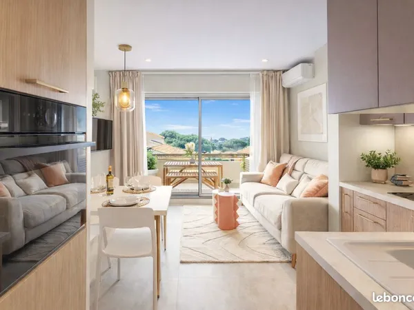 Les Issambres - Appartement rénové et meublé - Piscines - Plage à pied