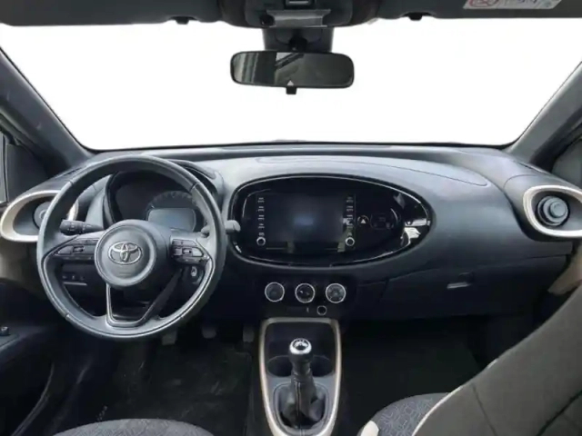 Toyota Aygo x 1.0 vvt-i 72ch design — photo 10