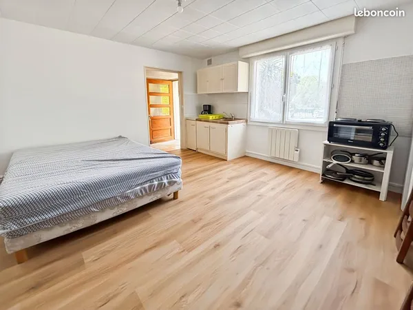Studio 1 pièce 30 m²